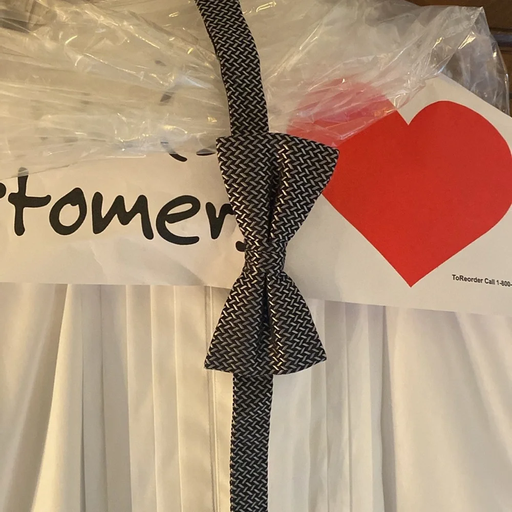 Men’s tuxedo shirt just dry cleaned - Picture 2 of 3